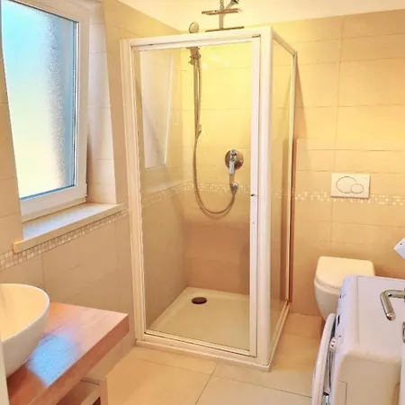 By The Sea - 22753 아파트